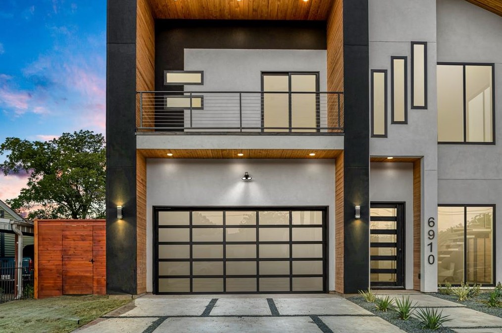 6910 Lockheed Ave, Dallas TX  75209-4608 exterior