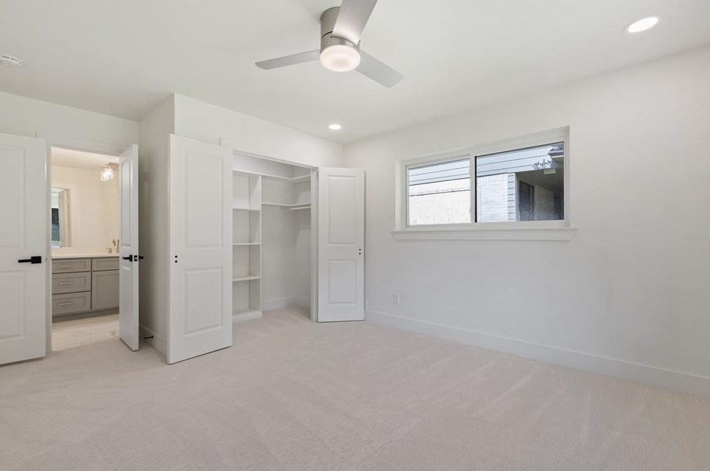 6905 Wabash Cir, Dallas TX 75214-3534 exterior