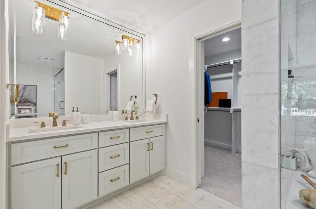 6905 Wabash Cir, Dallas TX 75214-3534 exterior