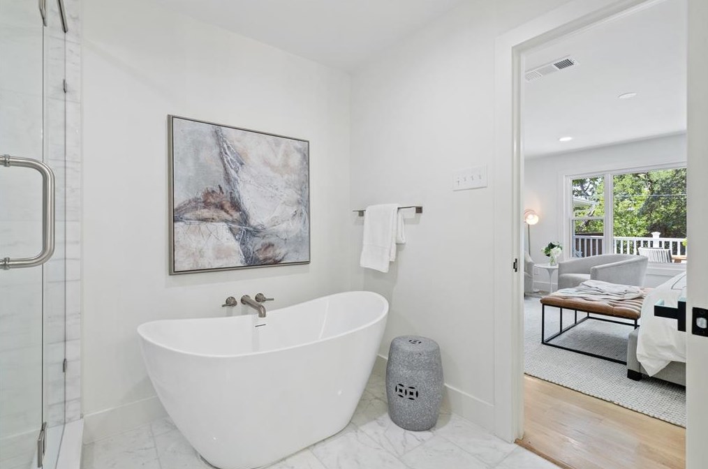 6905 Wabash Cir, Dallas TX 75214-3534 exterior