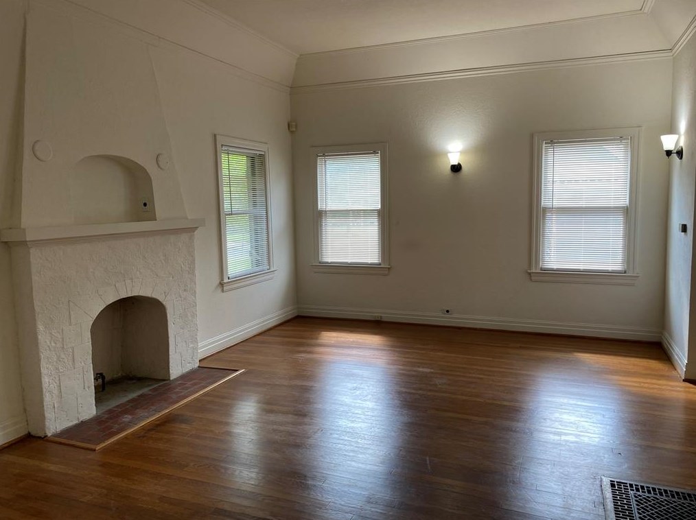 5611 Vanderbilt Ave, Dallas TX  75206-6027 exterior