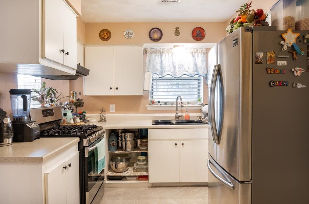 2310 Candleberry Dr, Mesquite TX 75149-3008 exterior