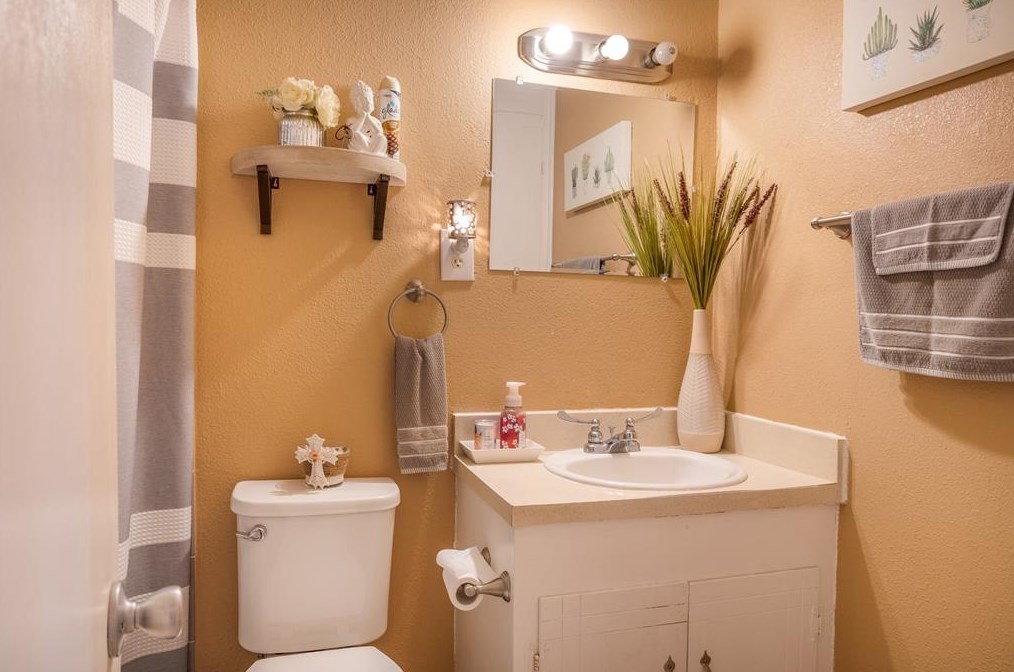 2310 Candleberry Dr, Mesquite TX 75149-3008 exterior