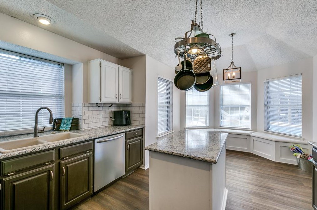 3406 Beech St, Rowlett TX 75089-7061 exterior