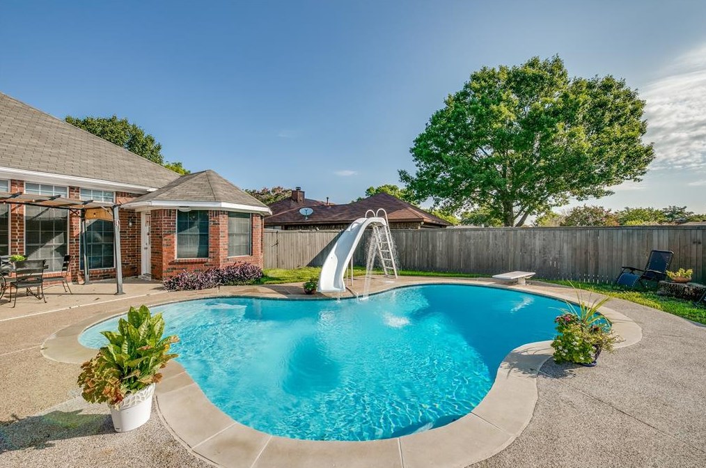 3406 Beech St, Rowlett TX 75089-7061 exterior