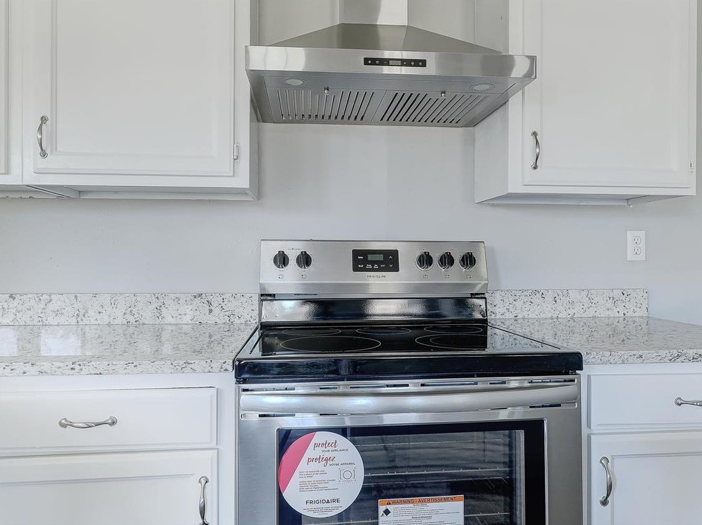 2030 Victoria Rd, Carrollton TX 75007-3120 exterior