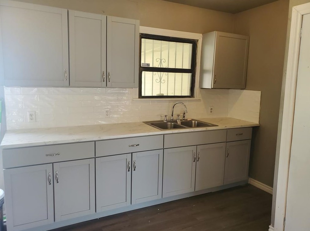3632 Marsalis Ave, Dallas TX  75216-5906 exterior