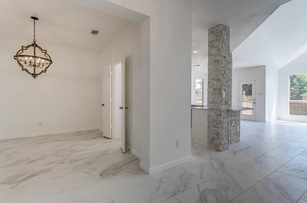 207 Ledgenest Dr, Mckinney TX  75070-5842 exterior
