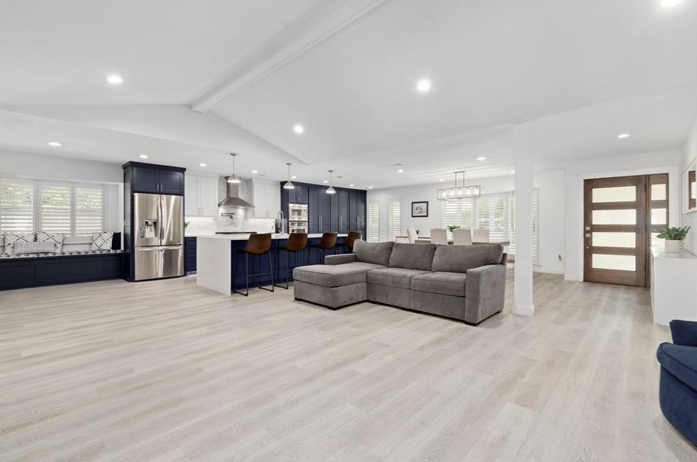 4828 Thunder Rd, Dallas TX  75244-6541 exterior