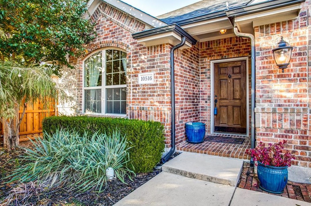 10516 Sedalia Dr, Mckinney TX  75070-2940 exterior
