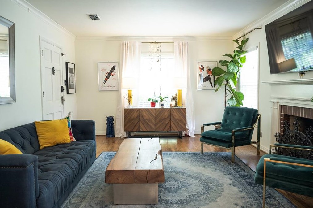 6023 Winton St, Dallas TX  75206-5538 exterior