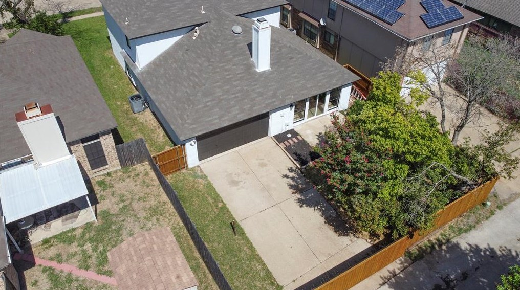 408 Longshadow Ln, Mesquite TX 75149-5998 exterior