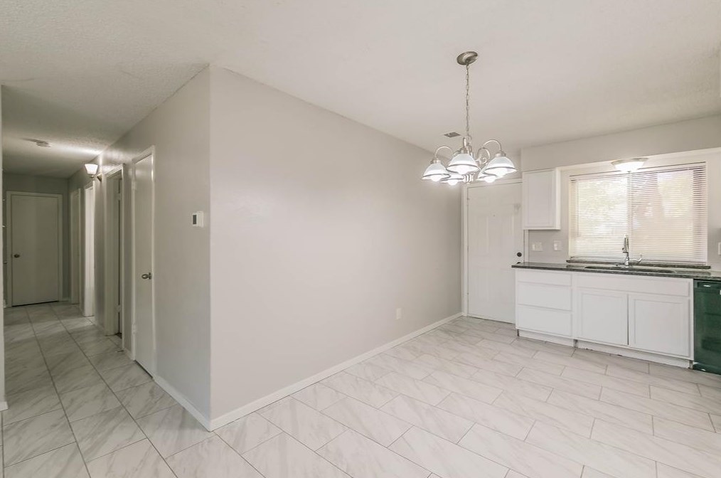 1105 Rutherford Dr, Mesquite TX 75149-6129 exterior