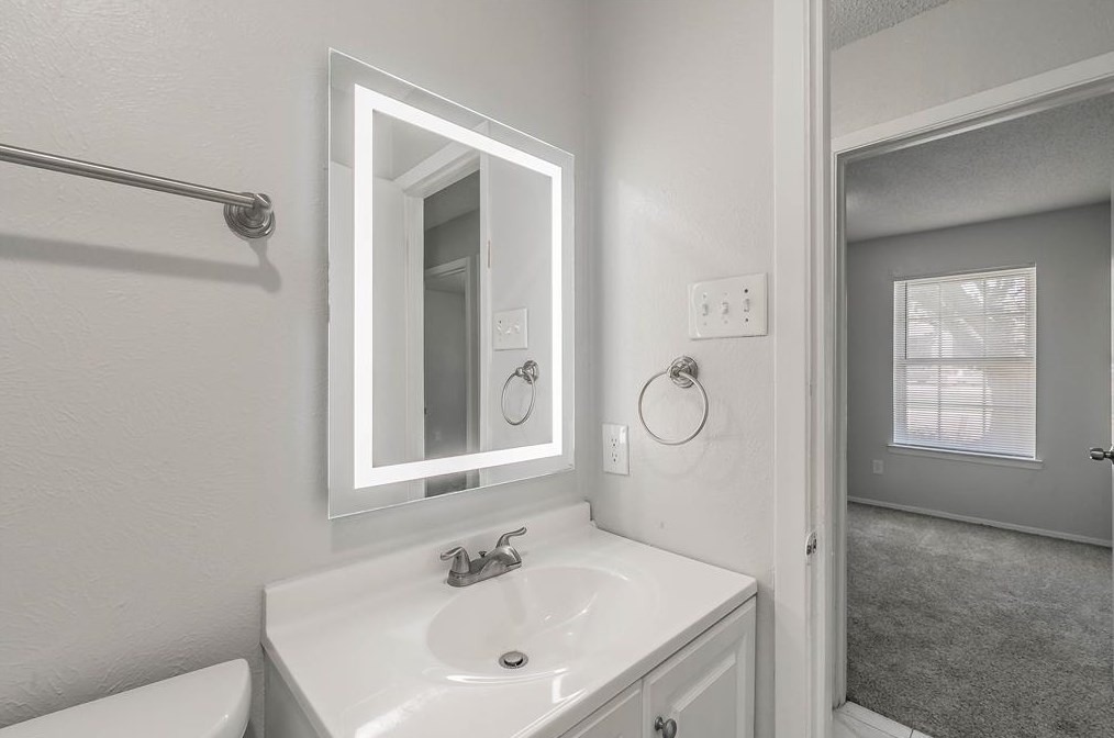 1105 Rutherford Dr, Mesquite TX 75149-6129 exterior