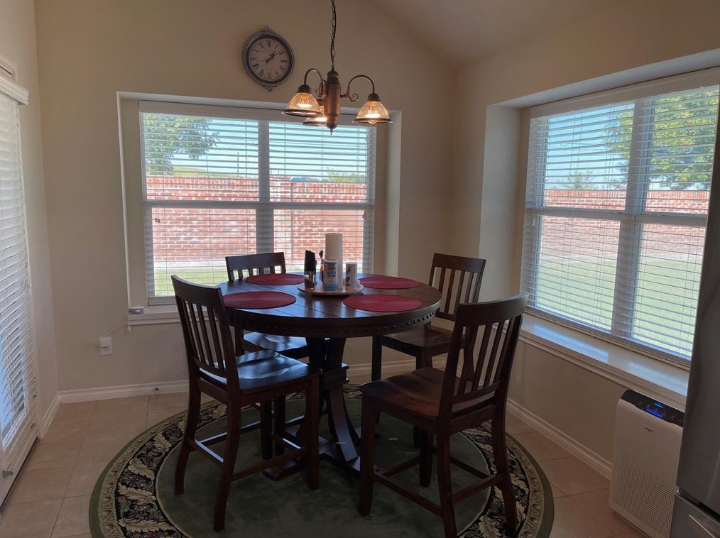 3809 Knight Dr, Rowlett TX exterior