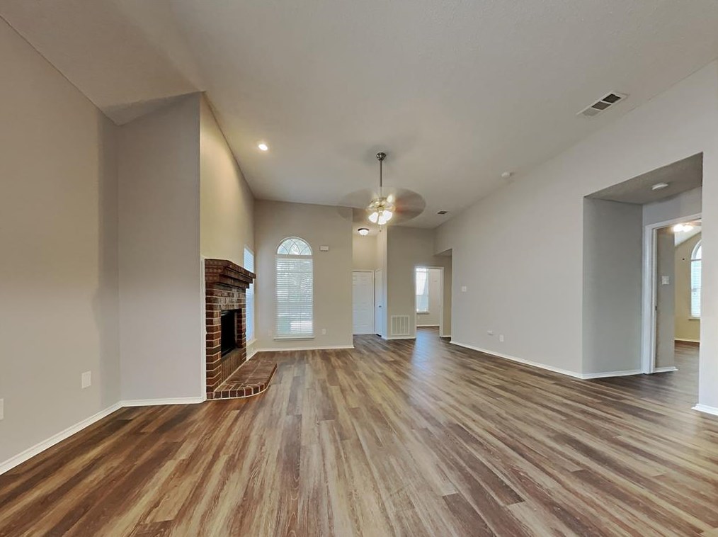 2009 Birch Bnd, Mesquite TX  75181-1835 exterior