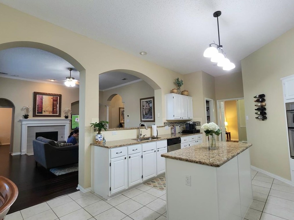 7510 Sand Pne Dr, Rowlett TX 75089-2764 exterior