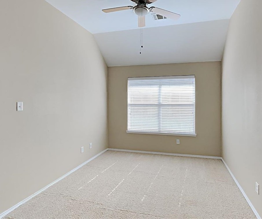 15472 Yarberry Dr, Roanoke TX  76262-3351 exterior