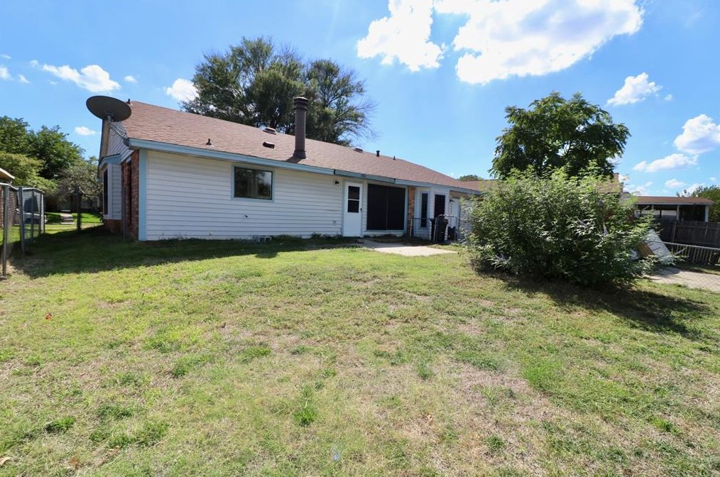 3932 Farrington St, Mesquite TX exterior