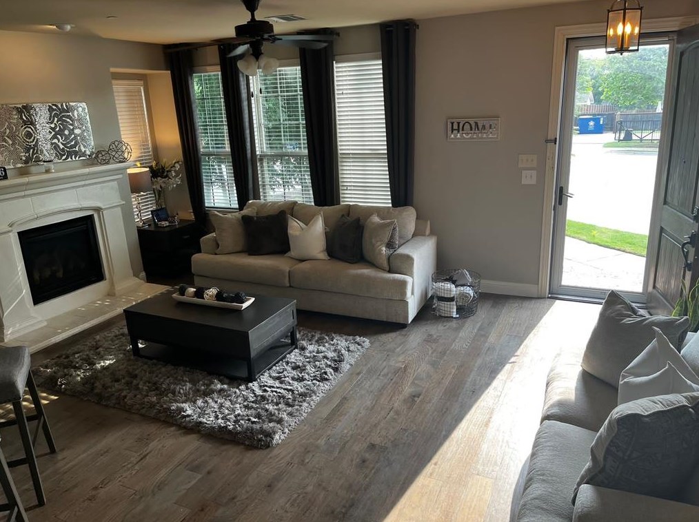 4228 Charles Rd, Carrollton TX  75010-4271 exterior