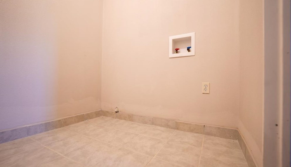 2422 Sue Cir, Mesquite TX exterior