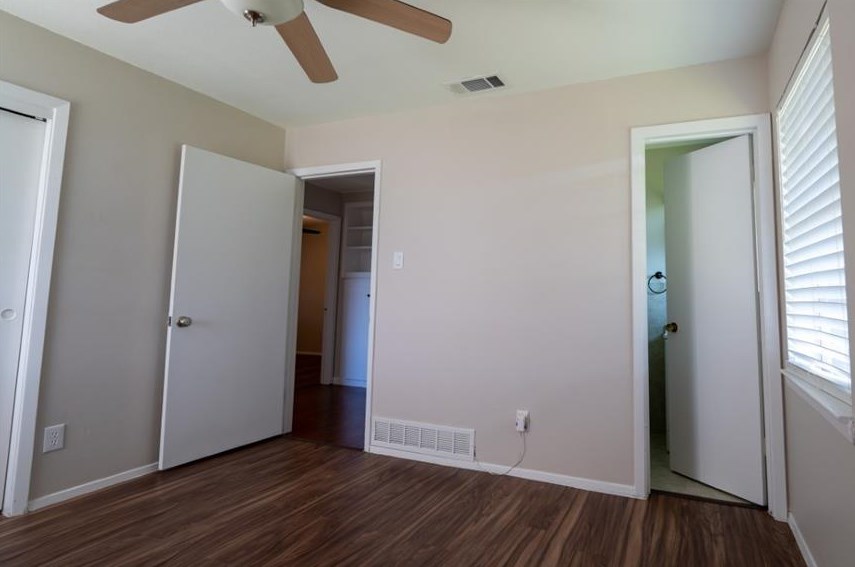 2422 Sue Cir, Mesquite TX exterior