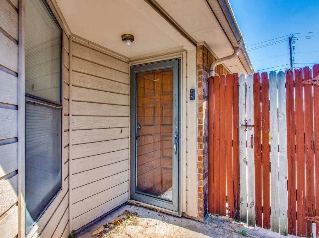 920 Old Barn Ln, Mesquite TX 75149-6868 exterior