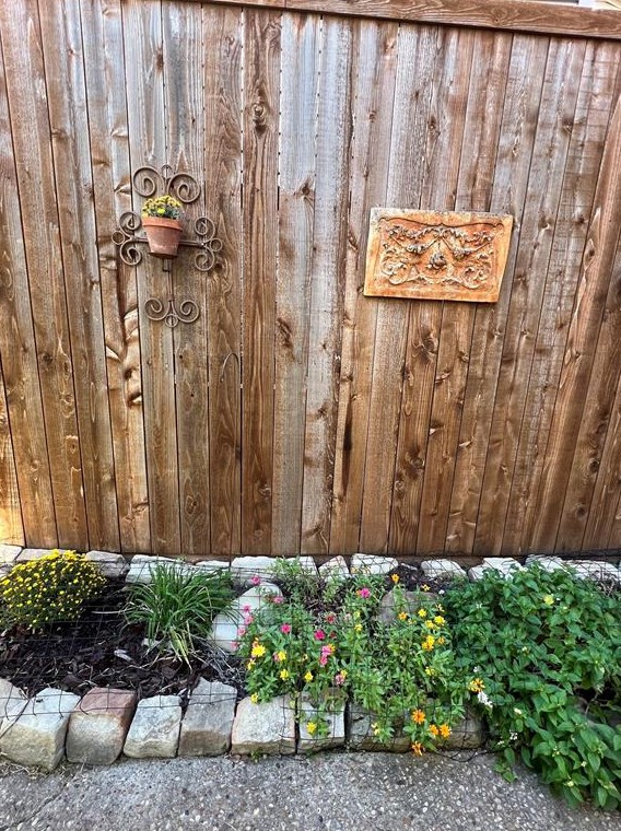 2009 Via Sonoma, Carrollton TX 75006-4635 exterior