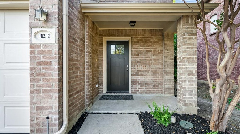 10232 Coolidge Dr, Mckinney TX 75070-3227 exterior