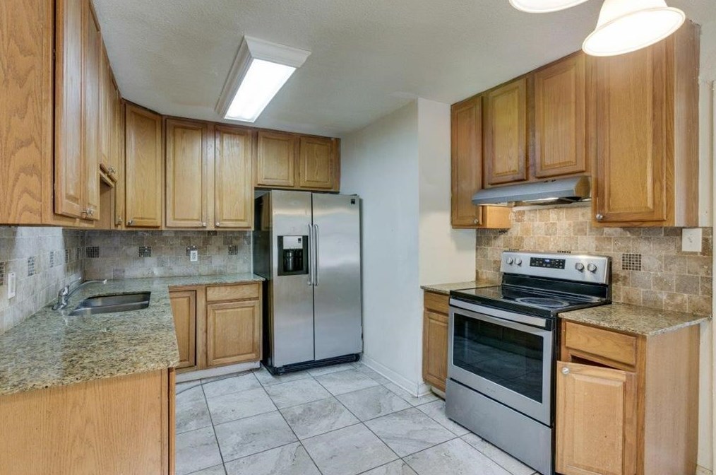 4226 Sherwood Dr, Mesquite TX 75150-1651 exterior