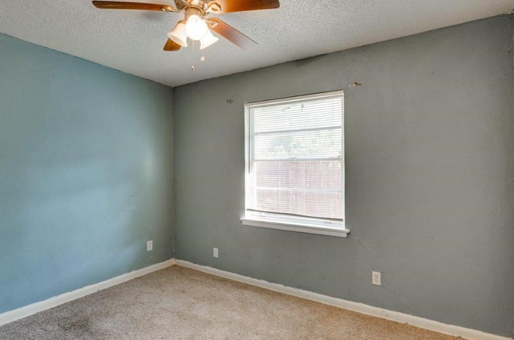 4226 Sherwood Dr, Mesquite TX 75150-1651 exterior