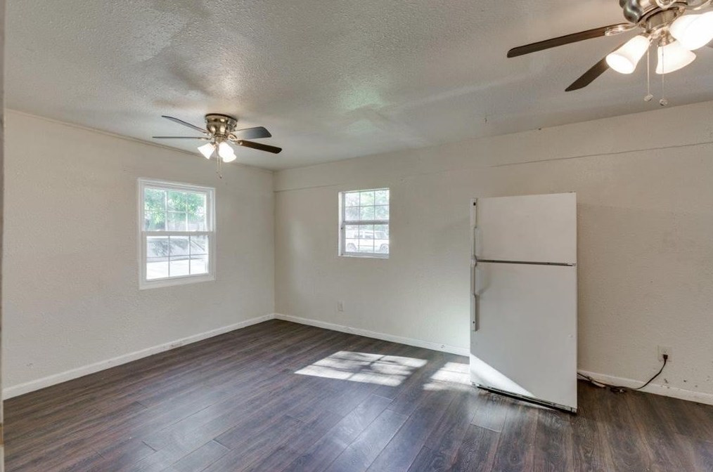 4226 Sherwood Dr, Mesquite TX 75150-1651 exterior