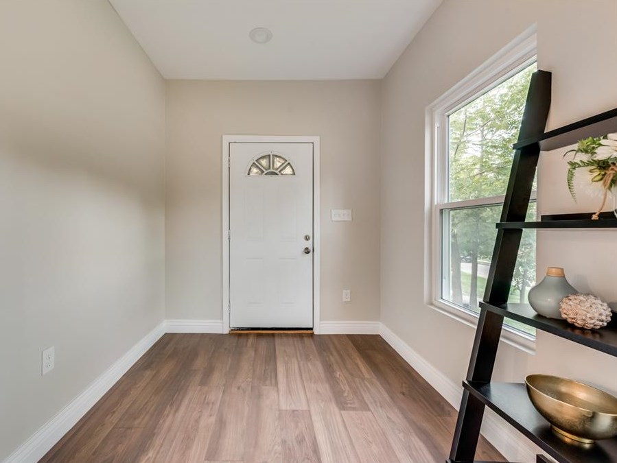 1615 Tyler St, Dallas TX  75224-1324 exterior