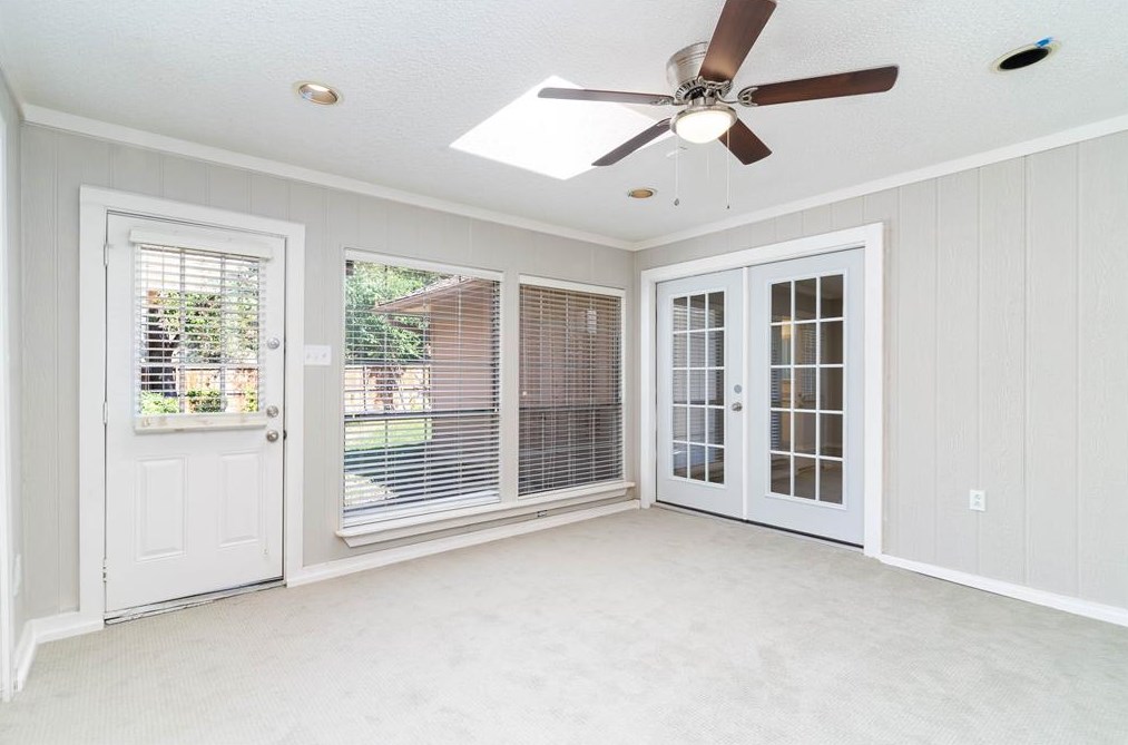 10117 Morgan Mdw Ln, Dallas TX 75243-2617 exterior