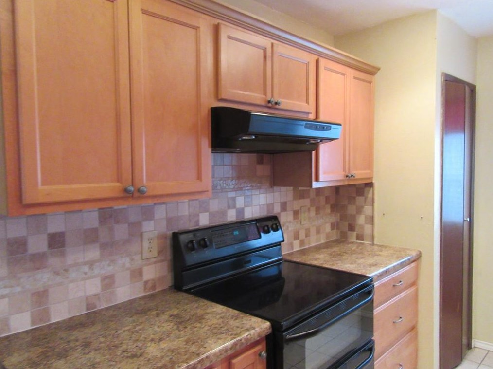 9106 Willowbrook Dr, Rowlett TX  75088-4620 exterior