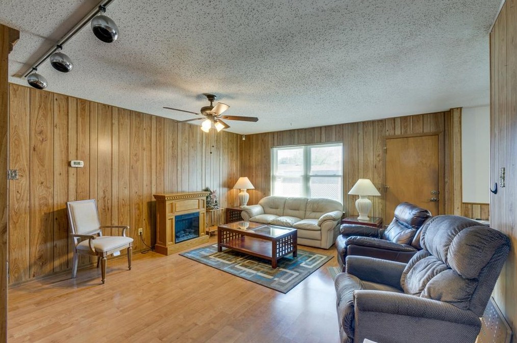 1510 Roundrock Trl, Mesquite TX 75149-5333 exterior