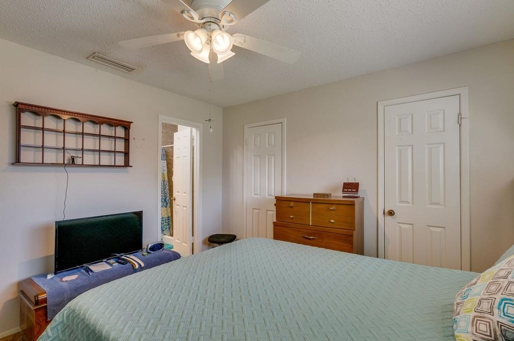 1510 Roundrock Trl, Mesquite TX 75149-5333 exterior