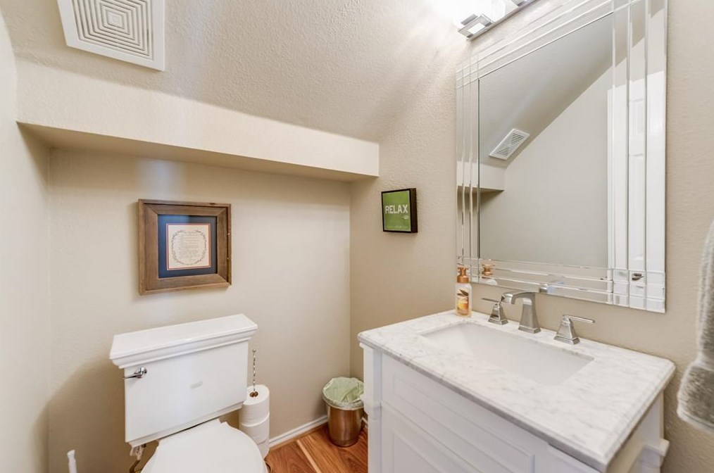 3408 Fallbrook Dr, Mesquite TX 75182-4018 exterior