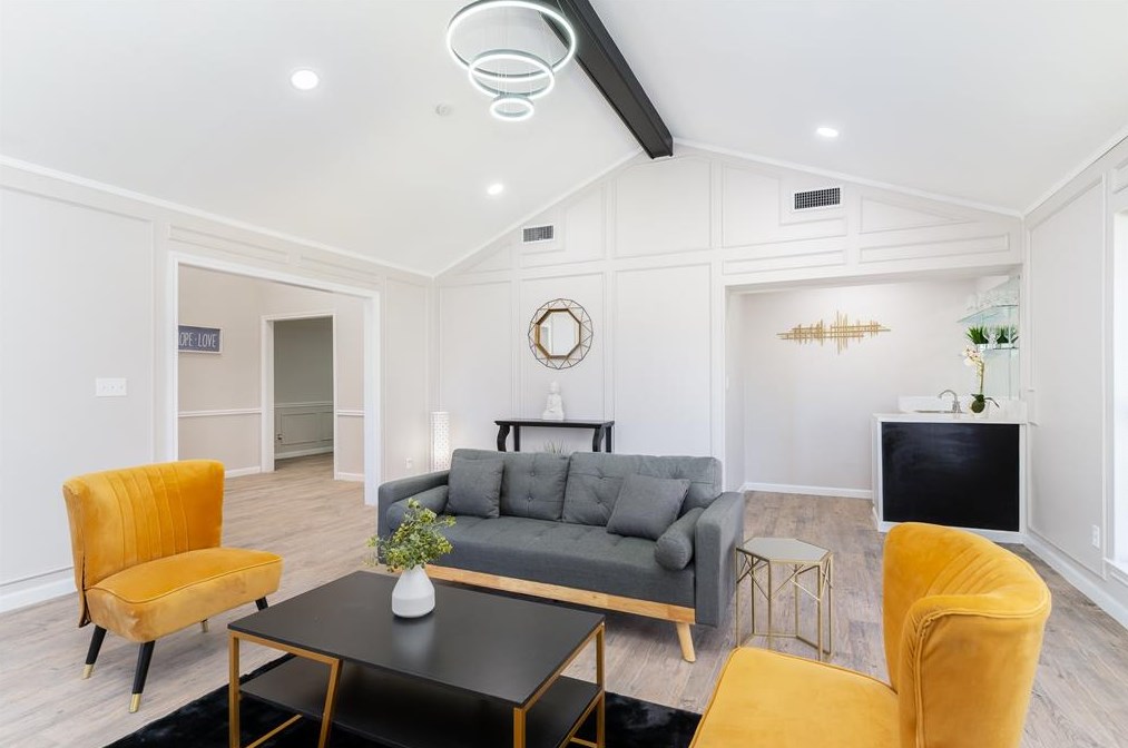 1663 Riverway Bnd Cir, Dallas TX  75217-2645 exterior