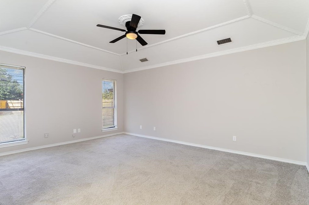 1663 Riverway Bnd Cir, Dallas TX  75217-2645 exterior