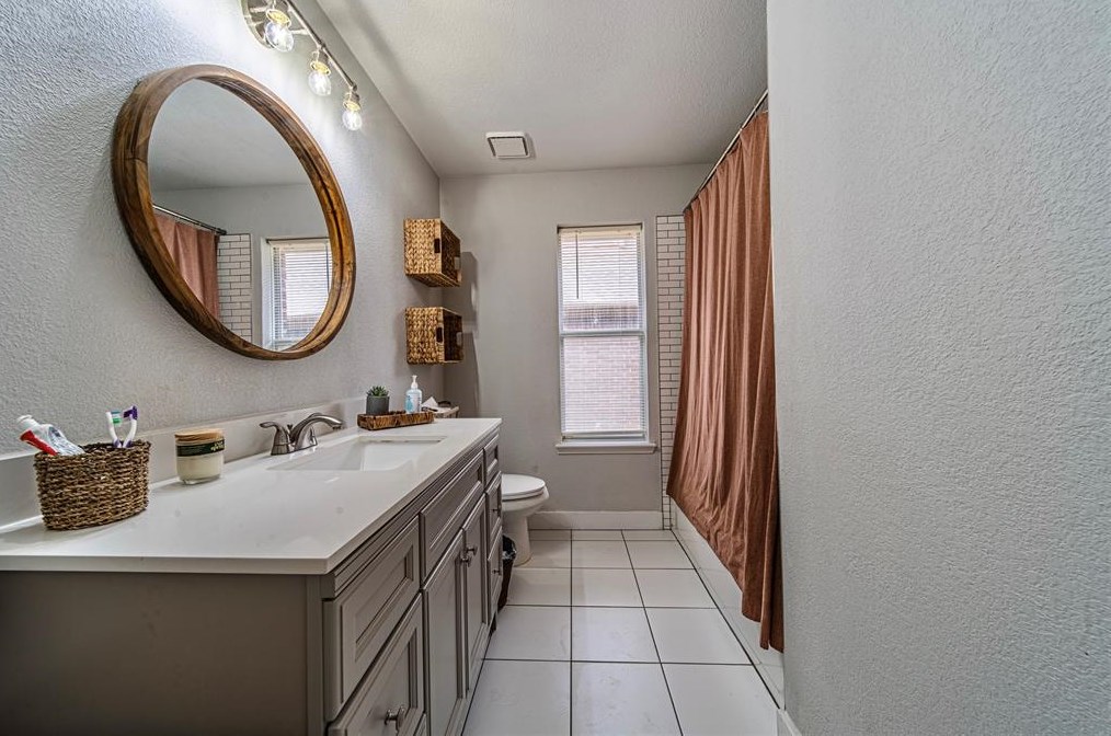 2300 Austin Dr, Mesquite TX 75181-1737 exterior