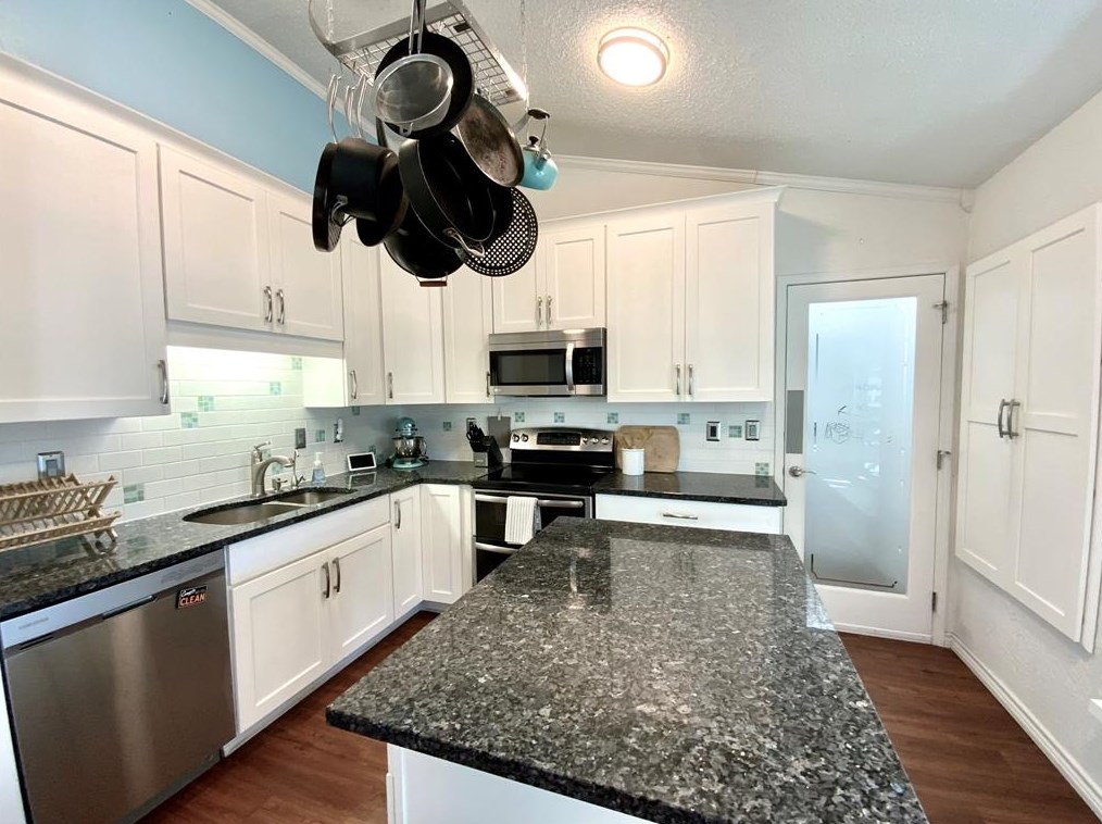 2006 Timberview Dr, Mesquite TX exterior