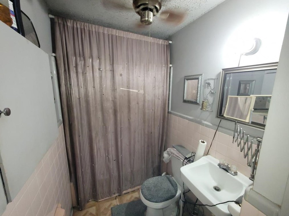 1101 Elmwood Ave, Fort Worth TX  76104-7551 exterior