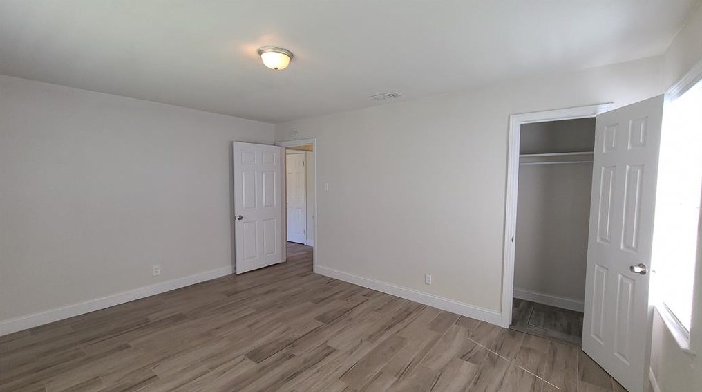 4324 Tacoma St, Dallas TX 75216-6633 exterior