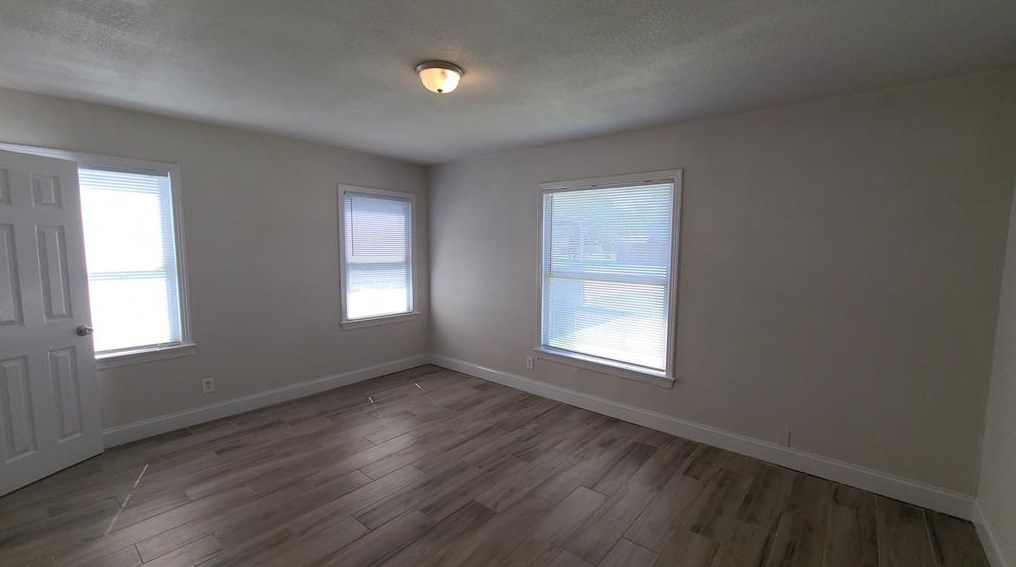 4324 Tacoma St, Dallas TX 75216-6633 exterior