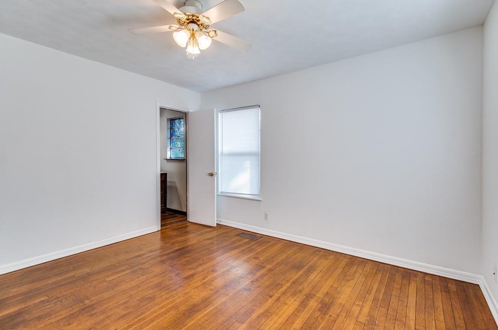 406 Carter St, Whitewright TX 75491-2704 exterior