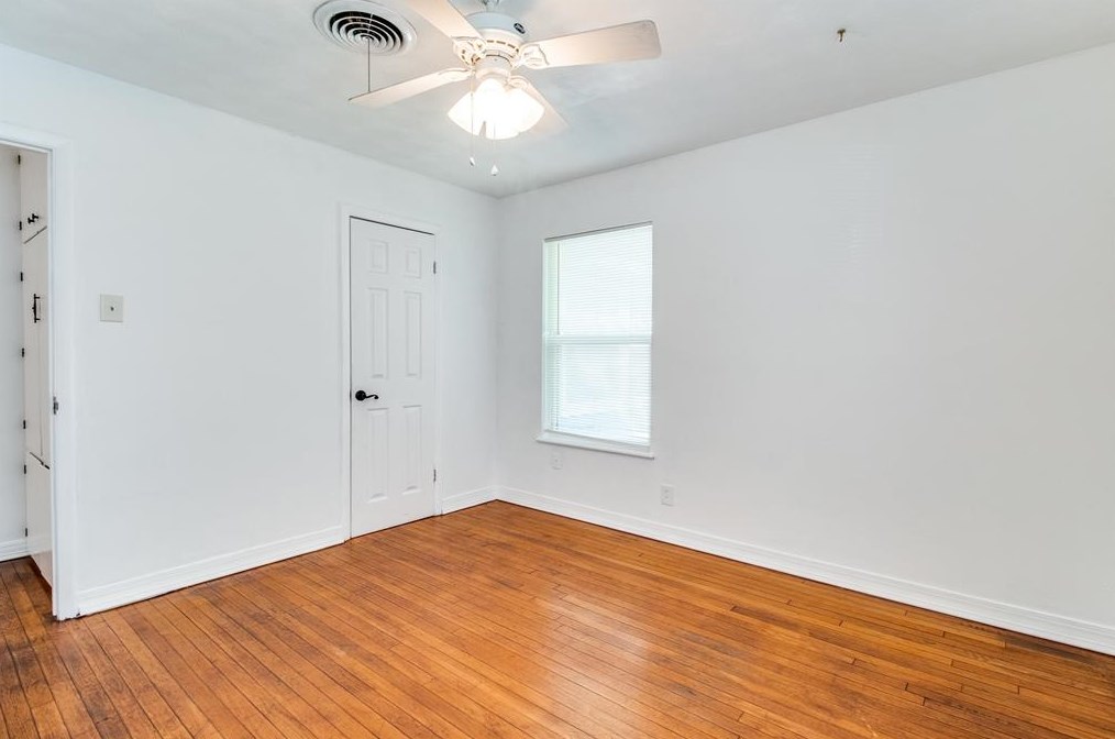 406 Carter St, Whitewright TX 75491-2704 exterior