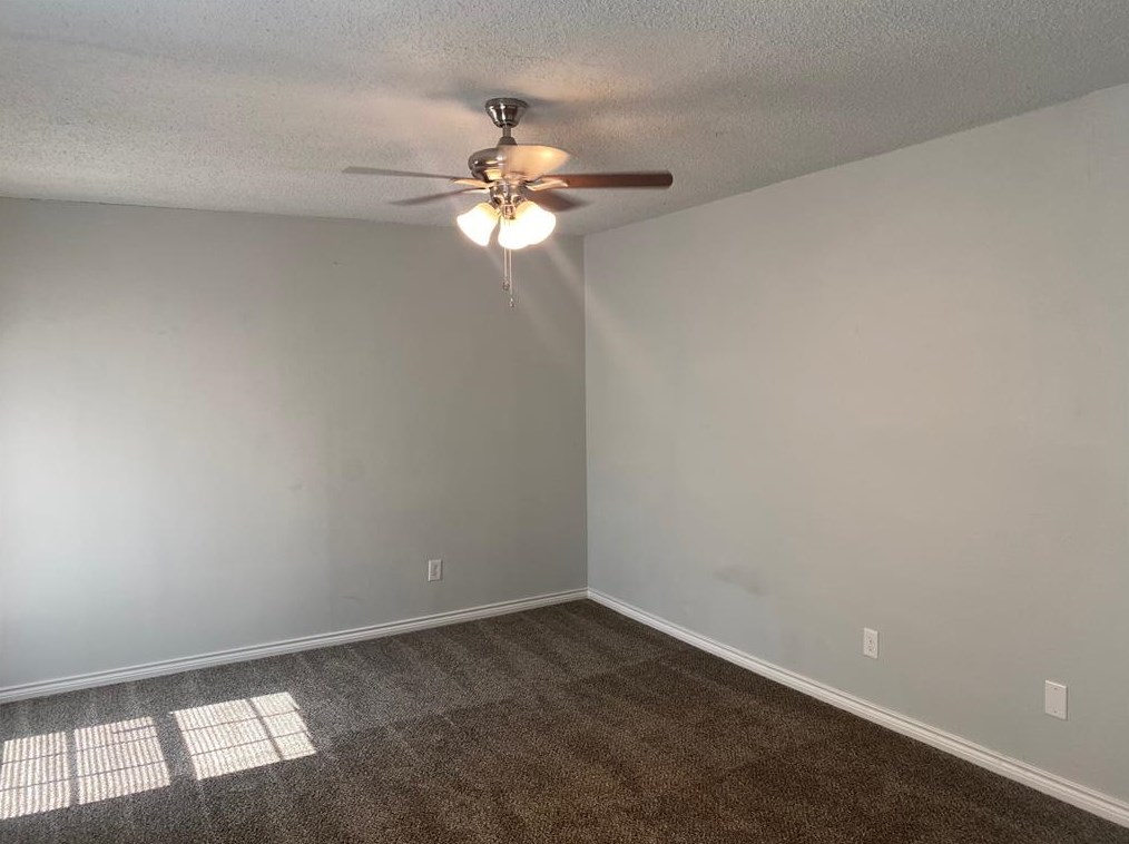 14333 Haymeadow Cir, Dallas TX  75254-8205 exterior