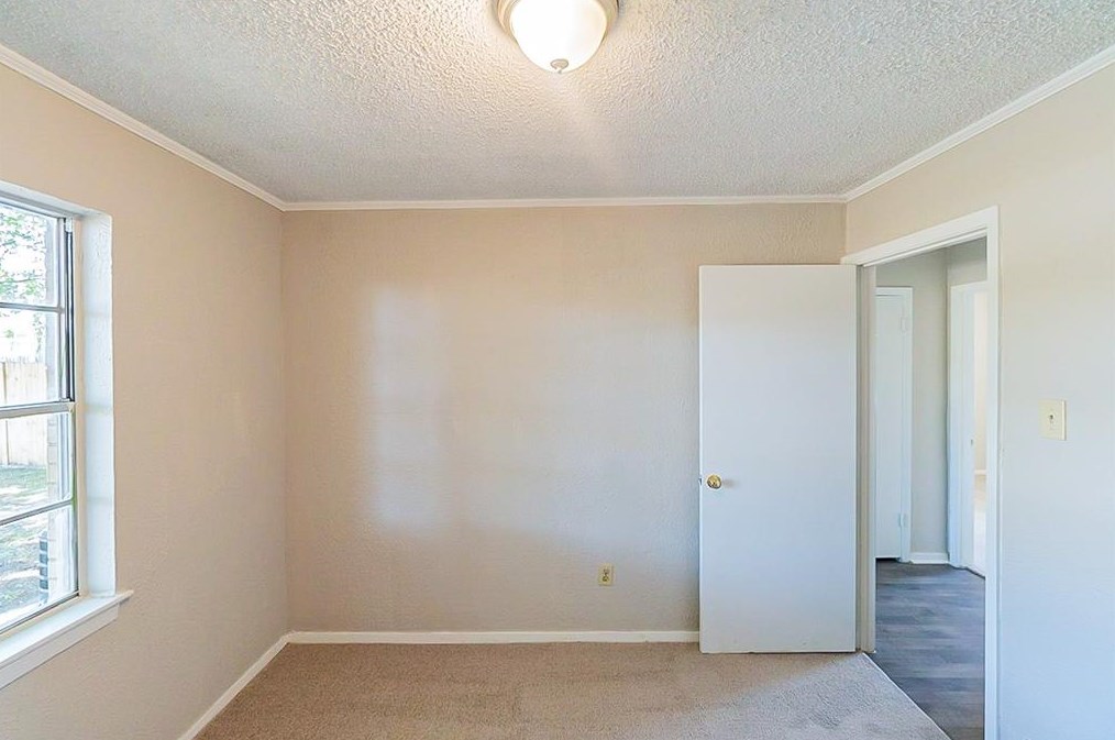 4914 San Marcus Dr, Mesquite TX 75150-1024 exterior