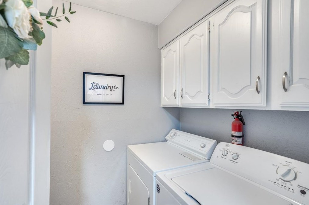 3827 Clover Hl Ln, Carrollton TX 75007-2341 exterior